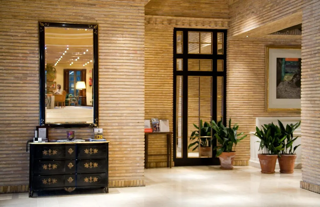Hotel Palafox-1
