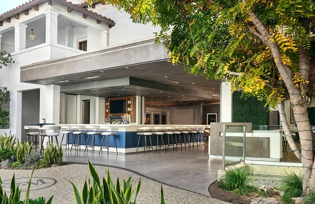 Sunset Marquis Hotel-1