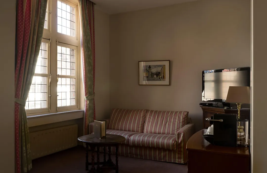 Hotel Duc De Bourgogne-1