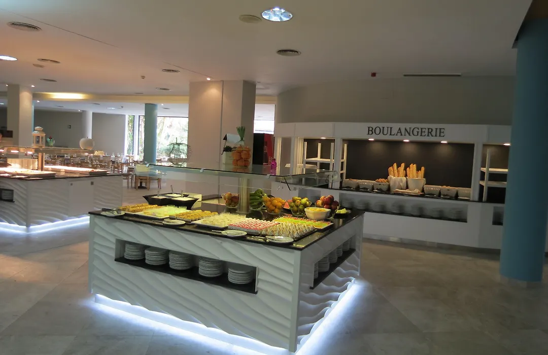 Advise Hotels Reina-1