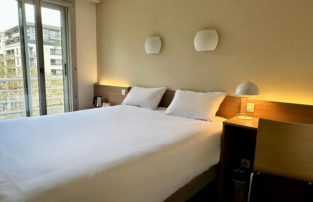 Campanile Paris 12 - Bercy Village-1