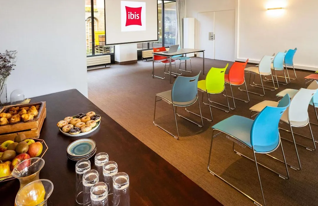 Ibis Antwerpen Centrum-1