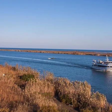 Paradise Ebro 2-3