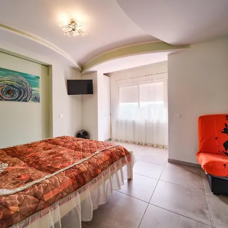 Villa Elena-2