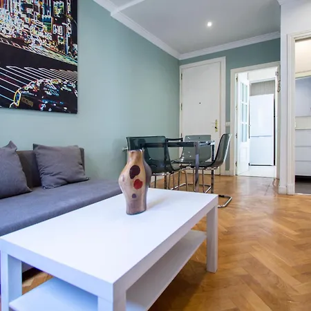 Apartamentos Dali Madrid-3