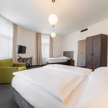 EA Hotel Victoria-3
