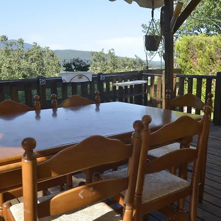 Camping De Besalu-3