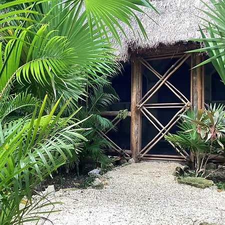 Yaxchen Tulum Cabañas&Cenote-3