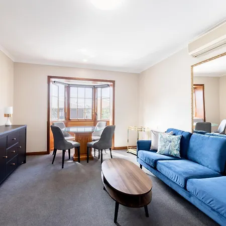 Adelaide Inn-3