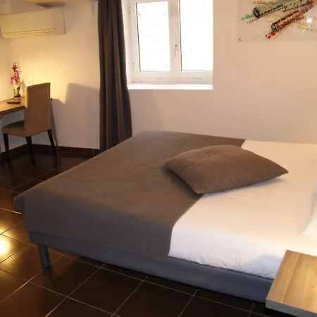 The Originals Boutique, Hotel Danieli, Avignon-3