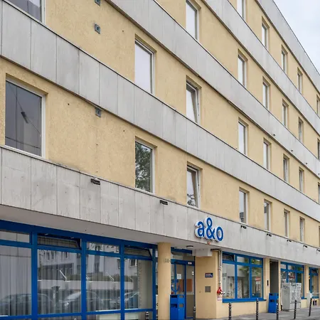 A&O Koeln Neumarkt-3