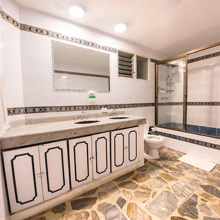 61Prado Hotel-2
