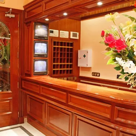 Hostal Victoria I-2