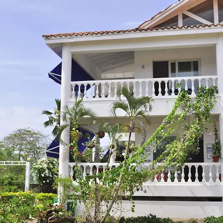 Hosteria Mar y Sol-2