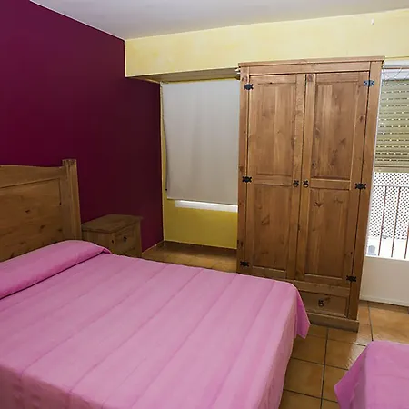 Hostal Velarde-3