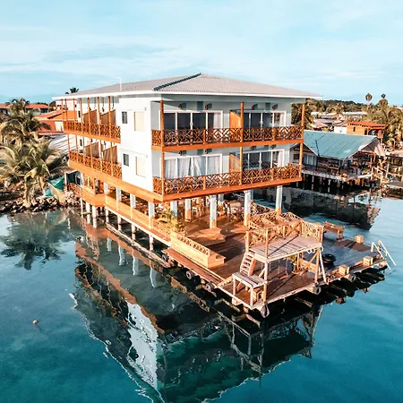Bambuda Bocas Town-2