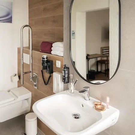Ibis Antwerpen Centrum-2