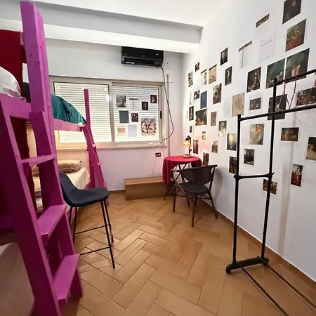 Maison D'Artiste Boutique Hostel-2