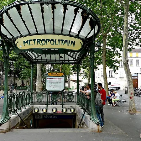 Abbesses Montmartre Apartment-2