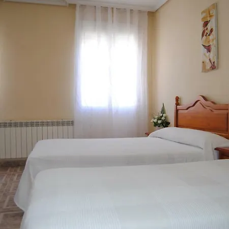 Hostal Ávila-3