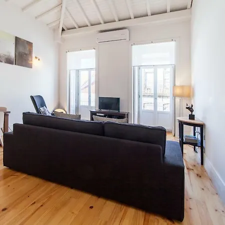 Oporto Mezzanine - By Ml Apartments-3