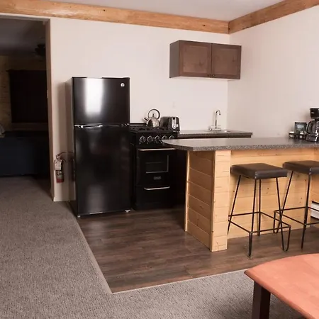 Miette Hot Springs Bungalows-2