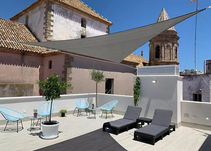 San Lorenzo Apartamentos y Suites
