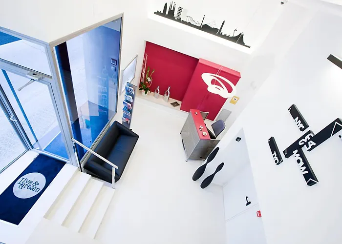 Hotel cerca del colegio: Live & Dream