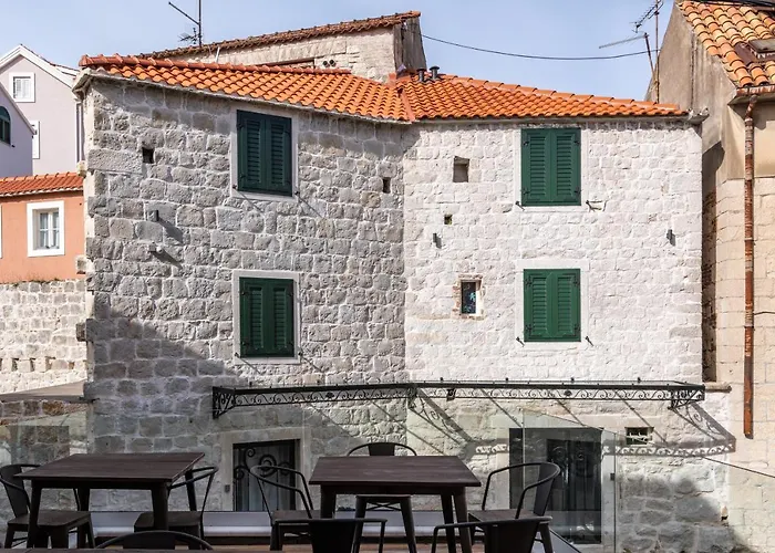 Hotel de 4 estrellas: Historic Plaza Varos Split