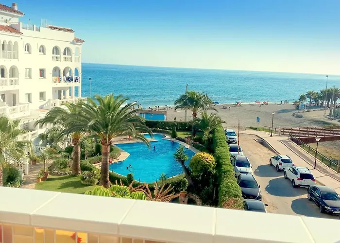 Apartamentos StarNerja en Stella Maris