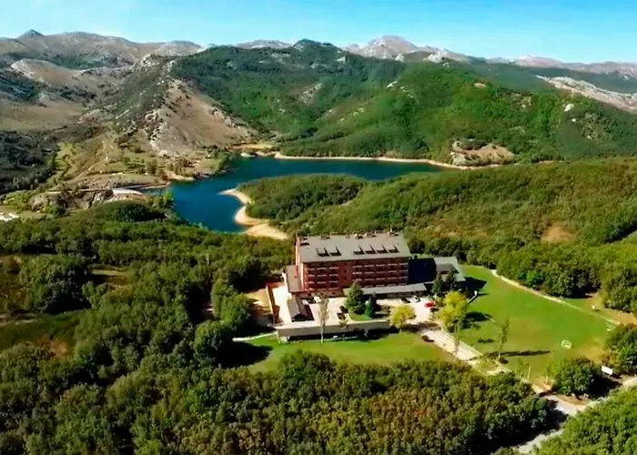 Hotel romántico: Parador De Cervera De Pisuerga