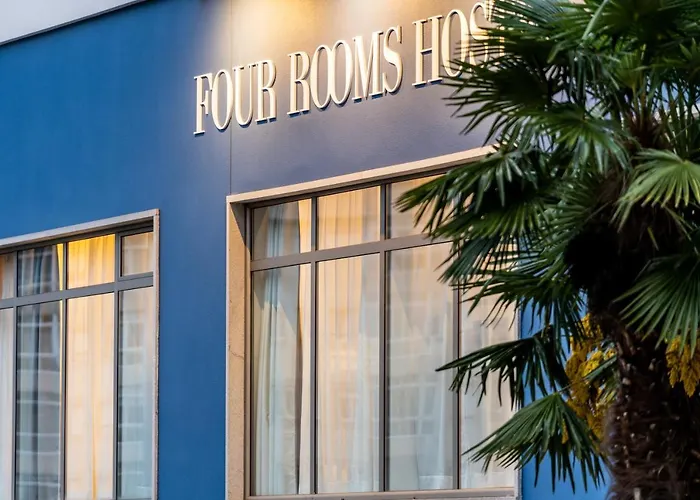 Four Rooms Hostel