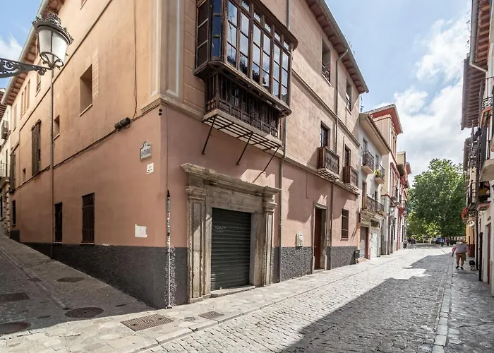 Hotel cerca del colegio: BnS Dauro Suites