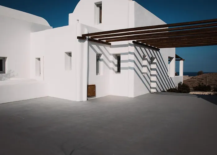Bianco Diverso Suites