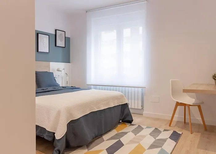 Casa de huéspedes: Ah Hostel Room4You Oviedo Vut3026As