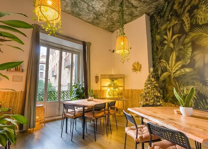 Hotel cerca del colegio: Social - Coliving & Coworking - Madrid