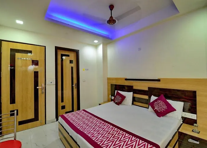 Goel Residency