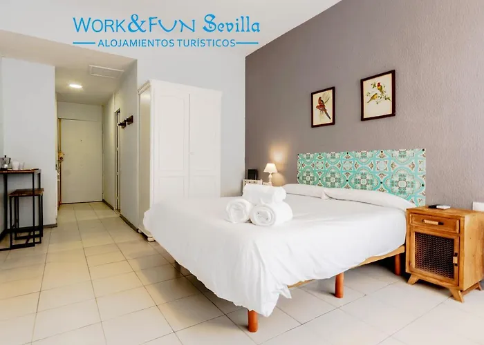Hotel cerca del colegio: Apartamento La Campana en Centro Sevilla