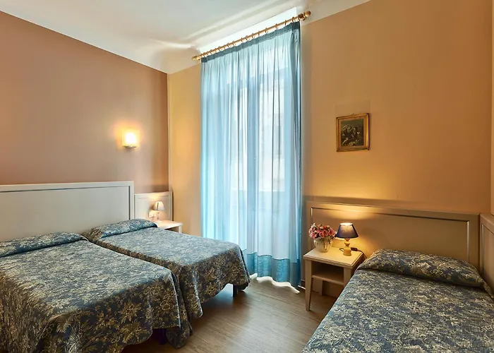 Hotel de 3 estrellas: Hotel Eden