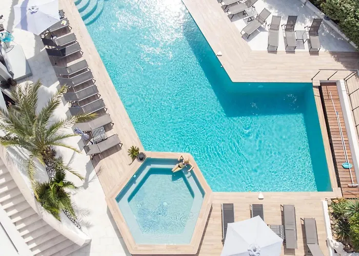 Hotel familiar: Le Confidentiel Hotel & Spa