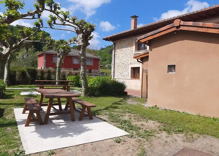 El Puentín del Sella con WiFi y parking gratuito