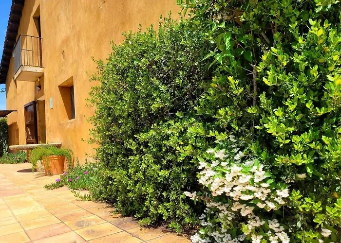 Masía para grupos con piscina privada-28 pax