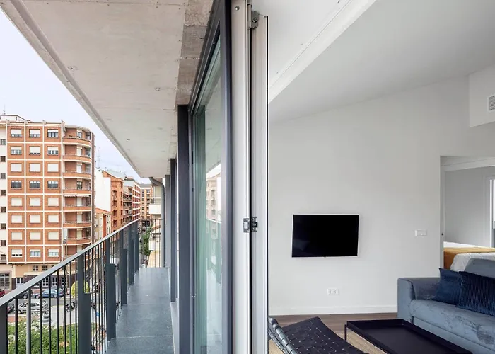 Hotel cerca del colegio: Invino Apartments