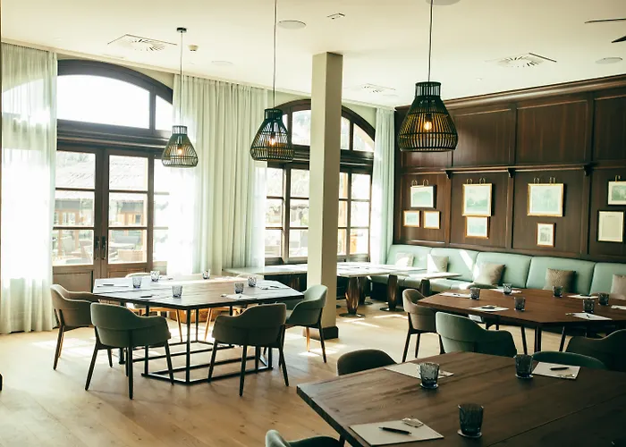 Hotel Ping Pong: Lindner Hotel Mallorca Portals Nous, Part Of Jdv By Hyatt