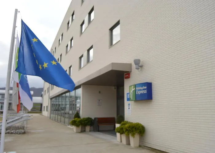 Hotel: Holiday Inn Express Vitoria By Ihg