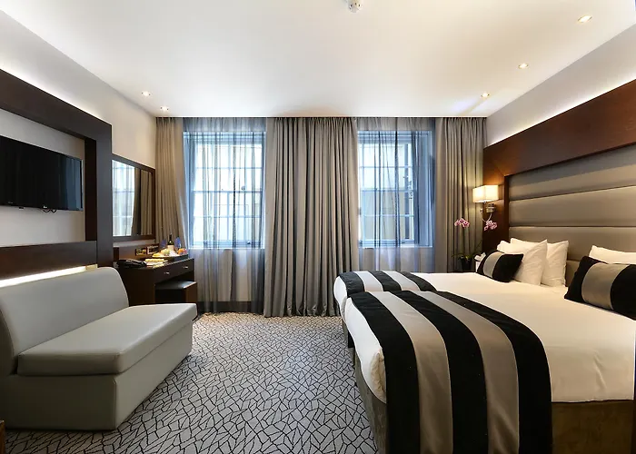  Park Grand Lancaster Gate