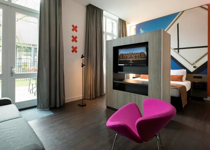 Manor Amsterdam