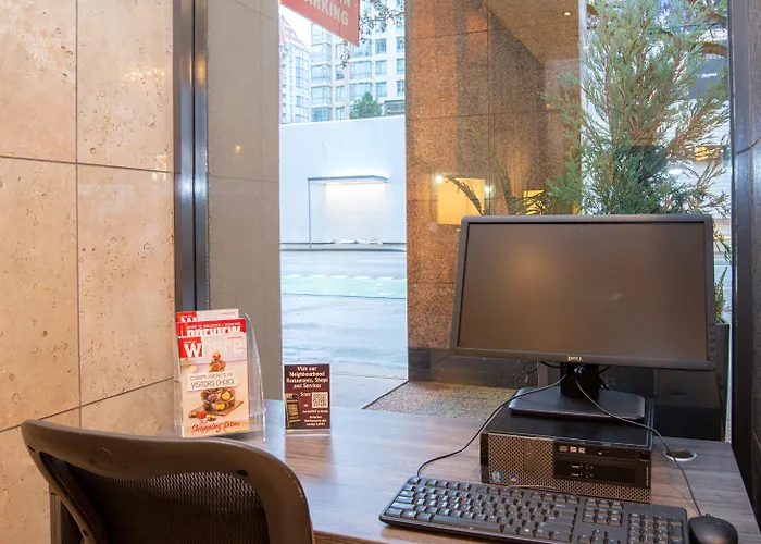 Landis Hotel & Suites