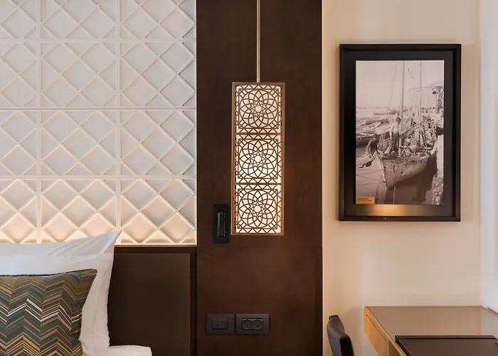 Hotel familiar: The Setai Tel Aviv, A Member Of The Leading Hotels Of The World