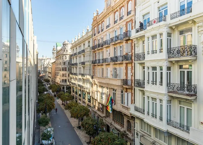 Hotel cerca del colegio: Moontels Paseo de Ruzafa